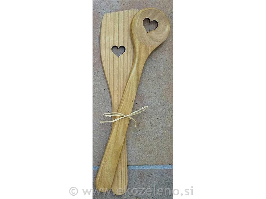 Par lesenih žlic